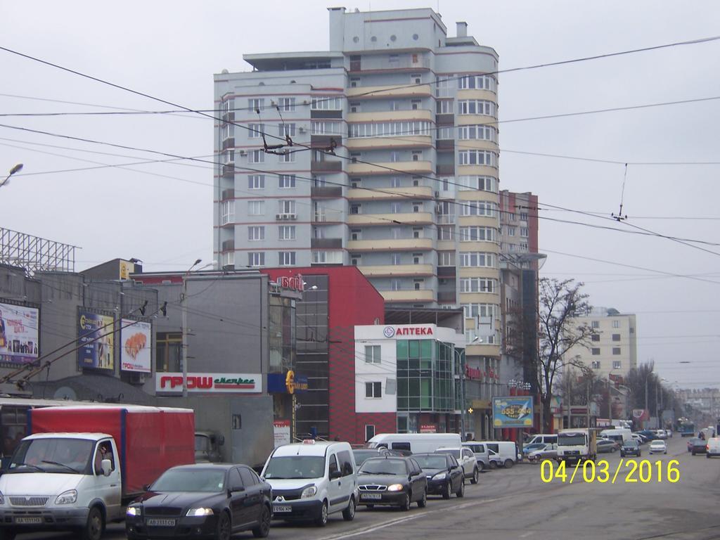 Apartment In Zentrum Skandi Vinnycja Esterno foto